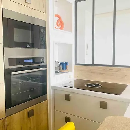 #sete T3 Vue & Etang Piscine Balcon Сет